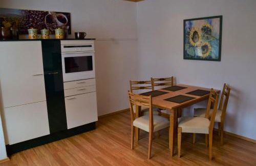 Superior - Ferienhaus am Engelsbach mit Garten und Pool - Foto 8