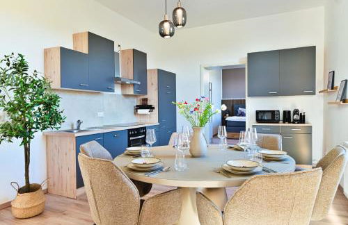 Luxus Apartments - Perfekt für Familien & Gruppen - Zentrale Lage & Parkplatz - Foto 29