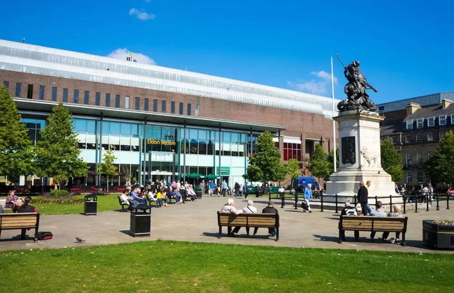 Luxury Central Newcastle Apartment 20 - Photo 30