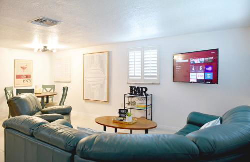 Enjoy Sunset with Dolphin and Manatee - Foto 1