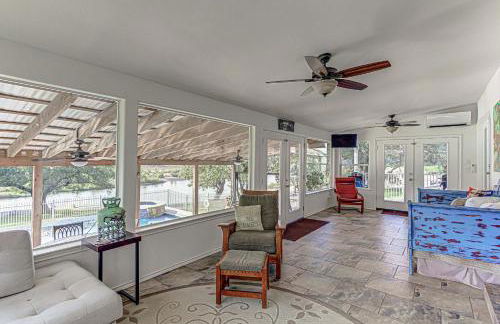 Waterfront 3BR Retreat - Pool & Hot Tub - Foto 49