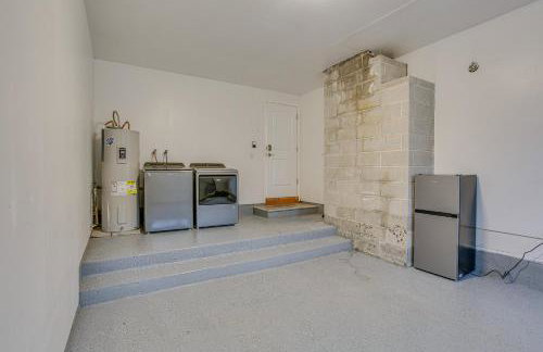 Modern Puyallup Townhome with Backyard and Fireplace - Foto 19