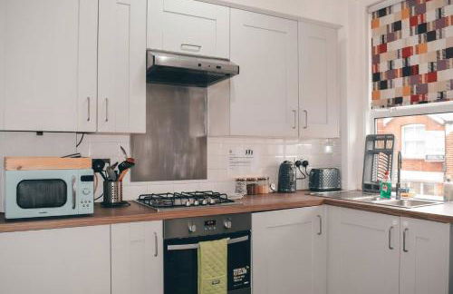 Large 2 Bed in Twickenham High Street - Foto 5