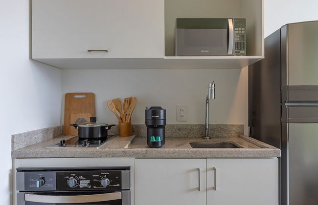 Setin Downtown Praca da Sé by Viva - Prédio completo com piscina perto de estação de metrô no Centro de São Paulo - Foto 50