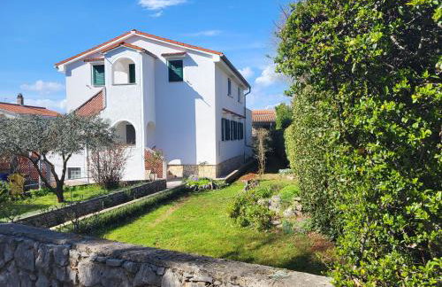 Apartmani Škrnjug - Photo 8