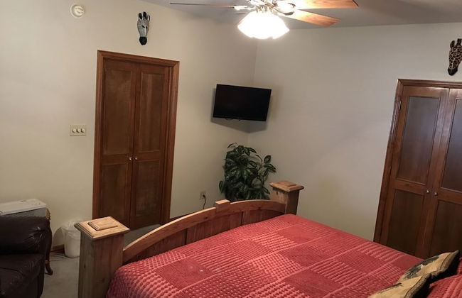 Family Friendly Lake House Located at Mid-west arm of Lake Fork - Photo 1