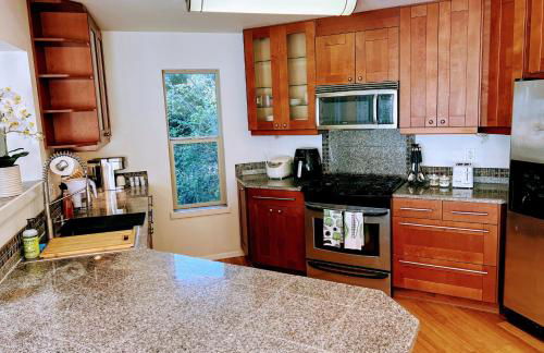 Contemporary House with Ocean View Decks - Foto 14