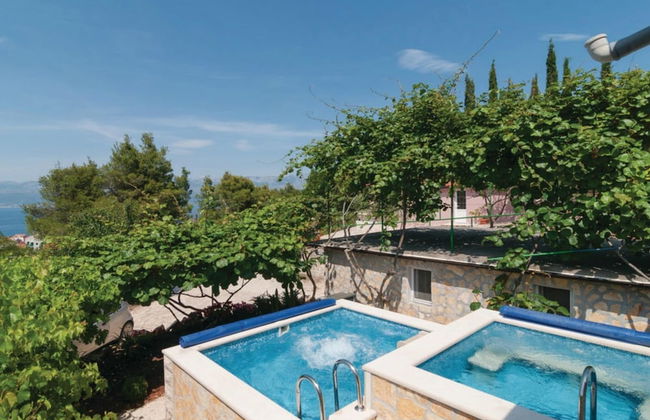 Holiday Home Blossom - Four Bedroom Holiday Home With Outdoor Pool and Jacuzzi - - Foto 1