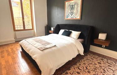 Haussmannian apartment-Close metro - Foto 5