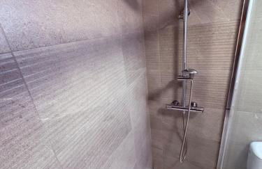 Apartamento Céntrico , Cómodo, Tranquilo y con WiFi - Foto 17