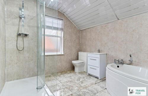 Liz's 4 Bed House: Close to the Motor Point Arena - Foto 46