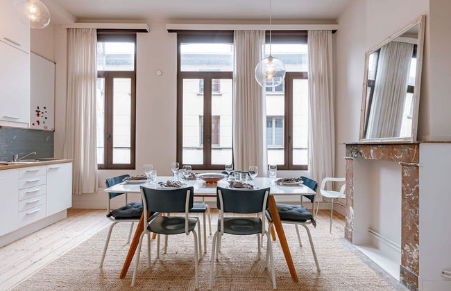 Charming Mansion in Vibrant Antwerp - Photo 51