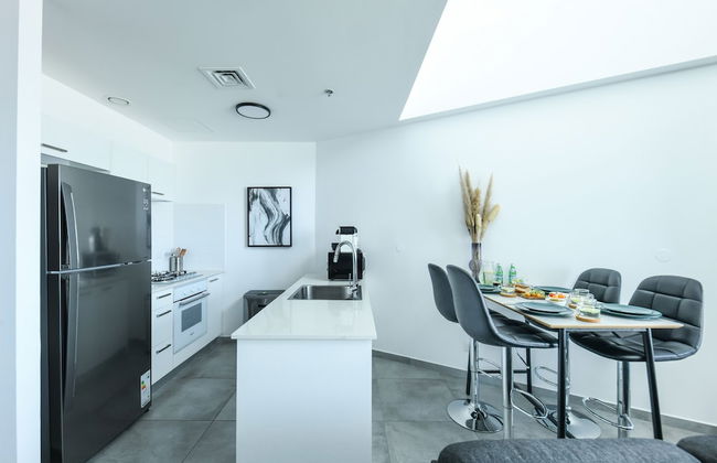 Luxe Apt in Top Tel Aviv Neighborhood - Foto 17