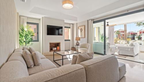 Sotogrande Alboaire- Waterfront luxury 4 bedroom Apt in the Marina of Sotogrande - Foto 5