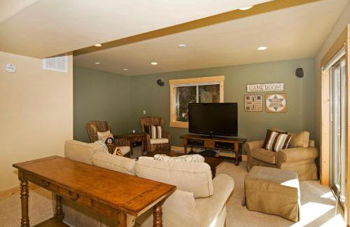 Red Cedar on North Shore - Beautiful 3BR w Gorgeous Furnishings in Tahoe City - Foto 6