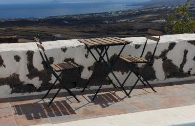 ALOELUX VILLA !! - Private Villa with POOL , jacuzzi, cinema, massage ,wonderful view, art desing villa - Photo 16