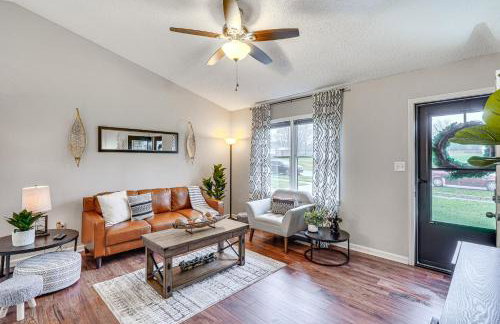 Mebane Home with Private Yard Steps to Downtown! - Foto 4