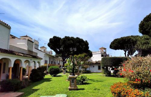 Elviria beach apartment in Marbella - Photo 14