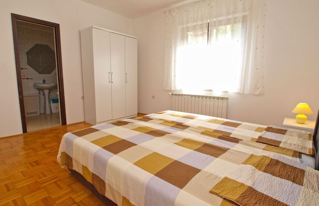 Apartment 21 - Photo 7