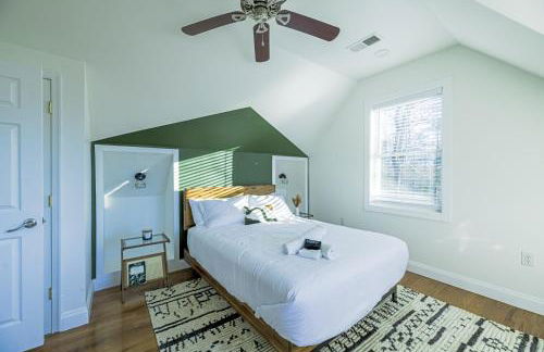 Ridgetop Hideaway 12-Guest Oasis with Hot Tub & Epic Views Near Winery Tours & Trails - Pets are allowed by request - Foto 43