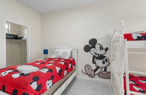 Townhome w heated pool & game room - Foto 12