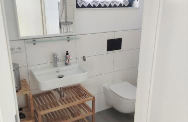 Ferienhaus Laura 70qm bis 5 Gäste mit Fass-Sauna, Whirlpool April bis Oktober, 75qm Terrasse und eingezäunten Garten Haustiere willkommen - Photo 14