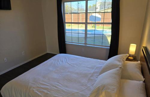 Dallas Lakeside Bliss Stay - Private Pool, Air hockey and High speed internet - Foto 13