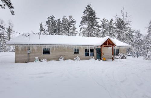 Minocqua Lakefront Cabin with Deck - Foto 28