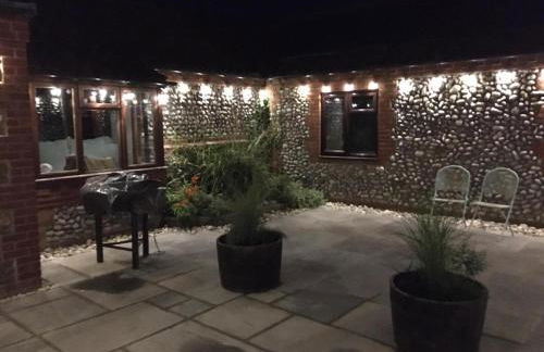 5 Bed in Salthouse oc-cubot - Photo 12