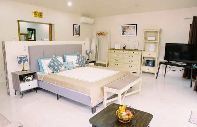 Denika's Suites - Foto 9