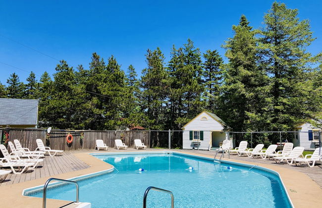 Green Gables Bungalow Court - Photo 56