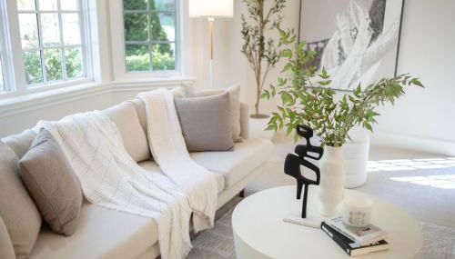 Cascadia Family Mansion, Hot Tub, Game Room, Gym! - Foto 5