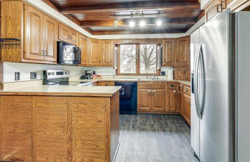 Woodburn Group Getaway Endless On-Site Fun! - Foto 10