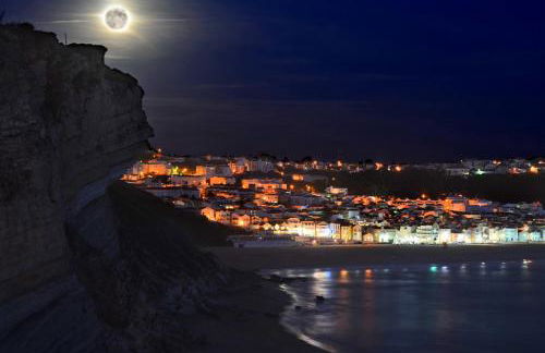 Nazare with Garden and Barbecue - Photo 45