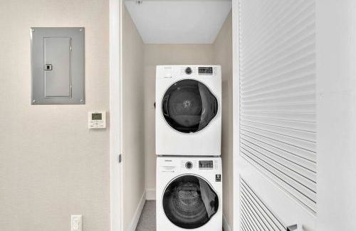 King Suite balcony water views-Hosted by Sweetstay - Foto 32