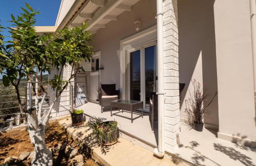 Olea House 2' walk from the sea - Photo 12