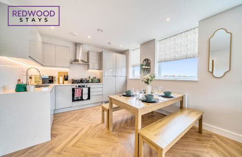 Brand New Premium Serviced Apartments, Free Parking, High-Speed WiFi By Redwood Stays - Foto 58