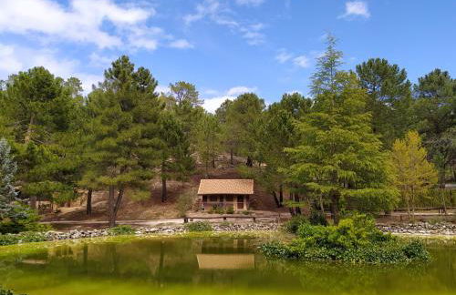 La cabaña del lago en ZAFIRO LAGUNAZO Parque Natural del Río Mundo - Foto 31