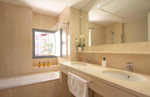 Sotogrande Alboaire- Waterfront luxury 4 bedroom Apt in the Marina of Sotogrande - Foto 8