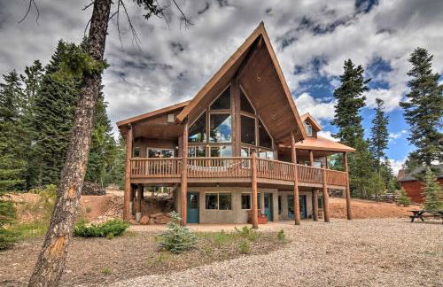 Duck Creek Village Chalet with Fire Pit and Decks - Foto 1