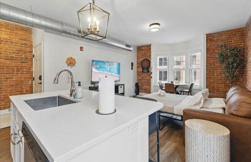 downtown Indy with Fire Pit and Free Parking - Foto 14