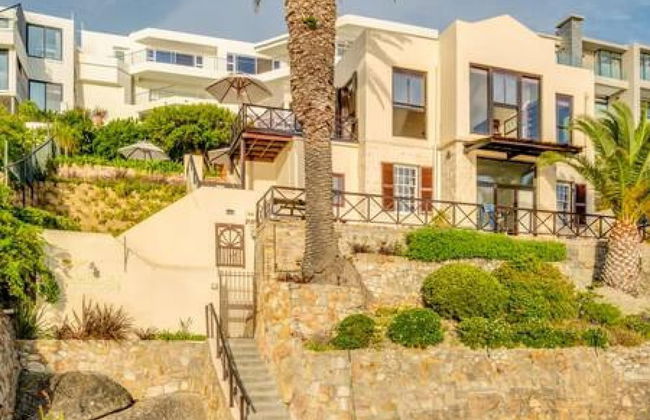 Colonial-style Apartment w Views Pool Area CBT Lodge - Photo 5