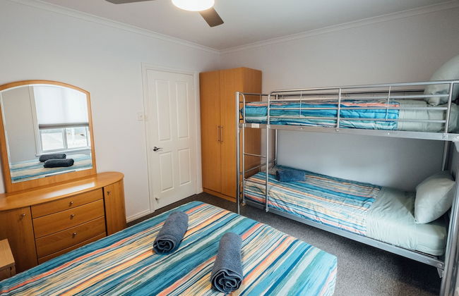 Emu Bay Holiday Homes - Photo 13