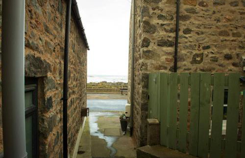 Coorie-In Cottage - Photo 37