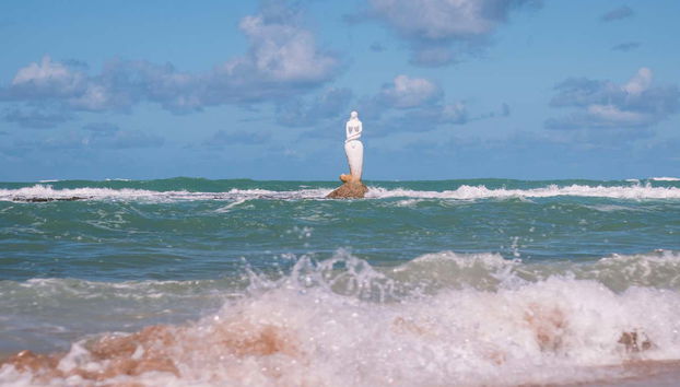 Escultura de la sirena en Sereia