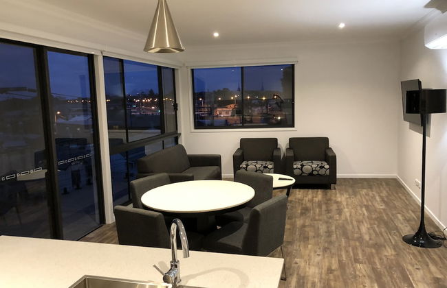 Nouveau on Young - Photo 13