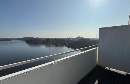 Penthousewohnung mit traumhaften Ausbilck auf den Segeberger See - Foto 4
