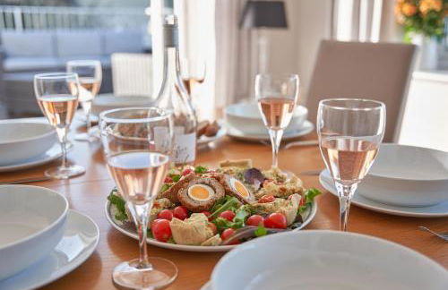 Port Side - Boutique Home with Outstanding River Views - Foto 5