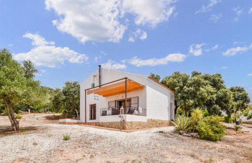 Stunning Home In Estepa With Wifi - Photo 1