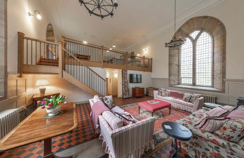 Exceptional Grade II Listed Church Conversion - Foto 7